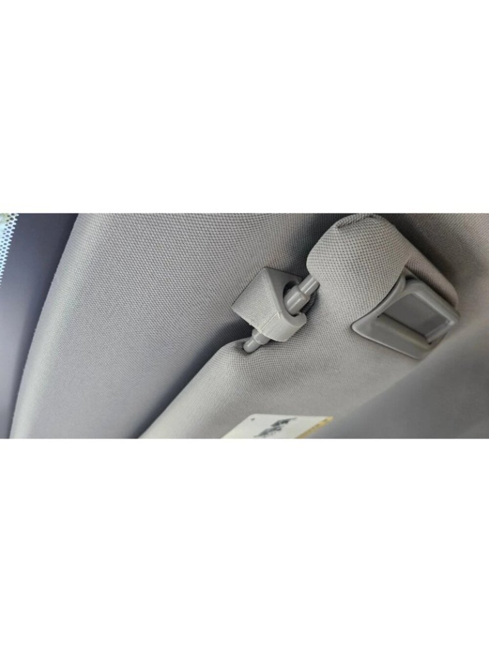 2 pcs Toyota Camry Sun Visor Clip 2018–2024 – Retainer Hook